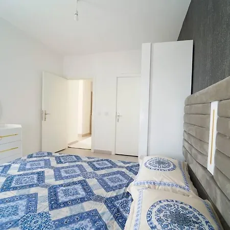 Apartman Melani Panorama 2+1 *